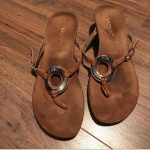🔥3/15 Vonic sandals